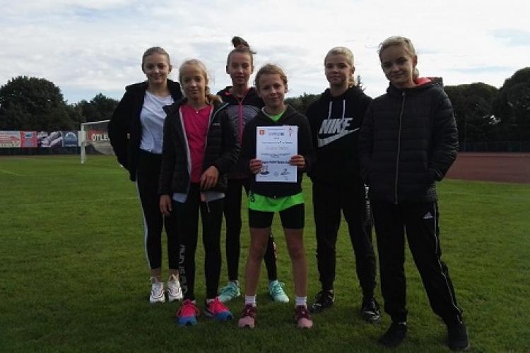 Wicemistrzynie Świecia w sztafetowych biegach przełajowych 